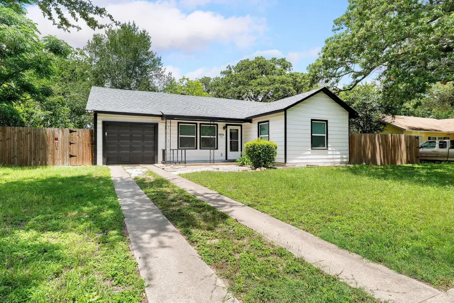 1008 Haley Ave, Rockdale, TX 76567 - #2
