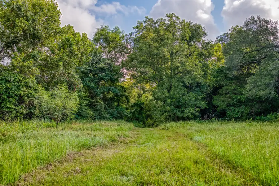 515 E St 543 Loop, West Point, TX 78963 - Image #2