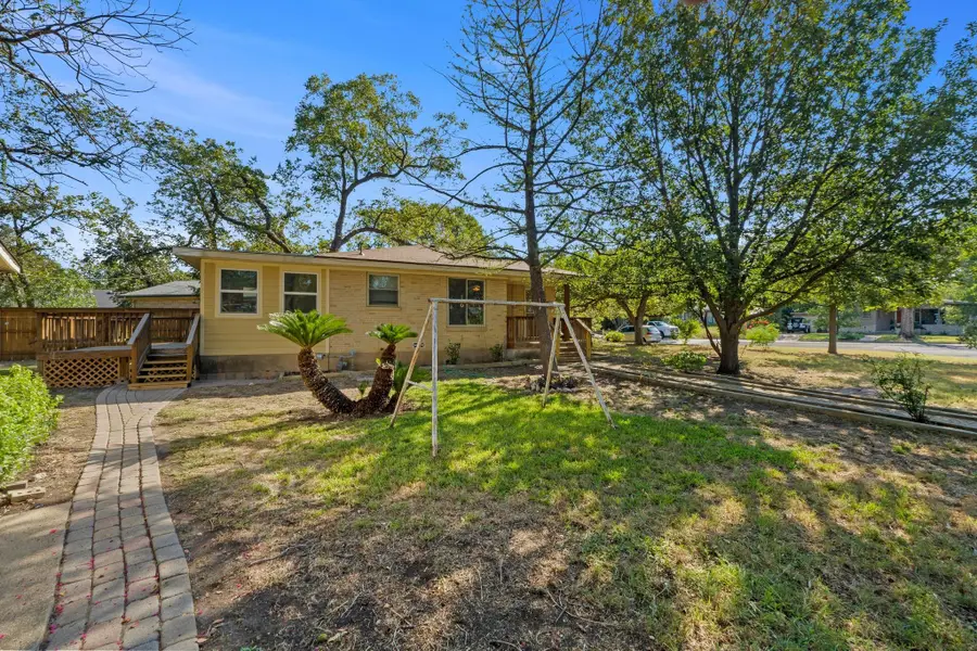 1310 Harriet Ct, Austin, TX 78756 - Image #3