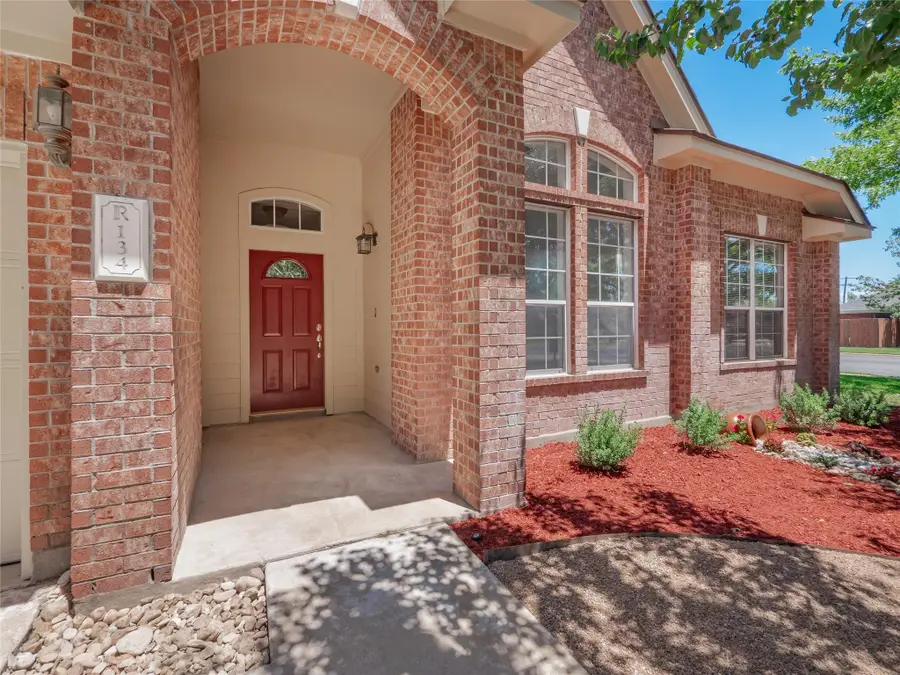 134 Retama Dr, Georgetown, TX 78626 - Image #3