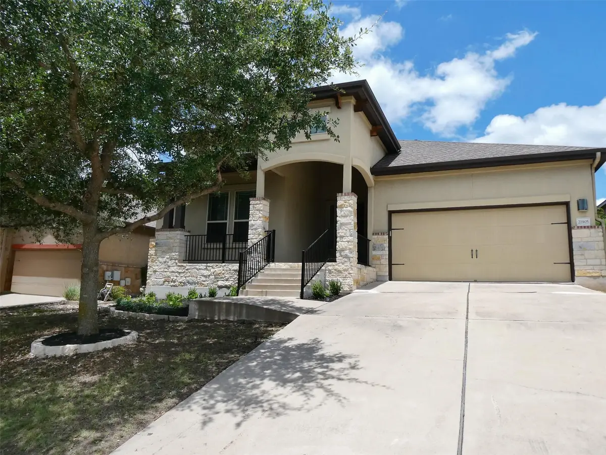 21905 Rock Wren Rd, Spicewood, TX 78669 - #1