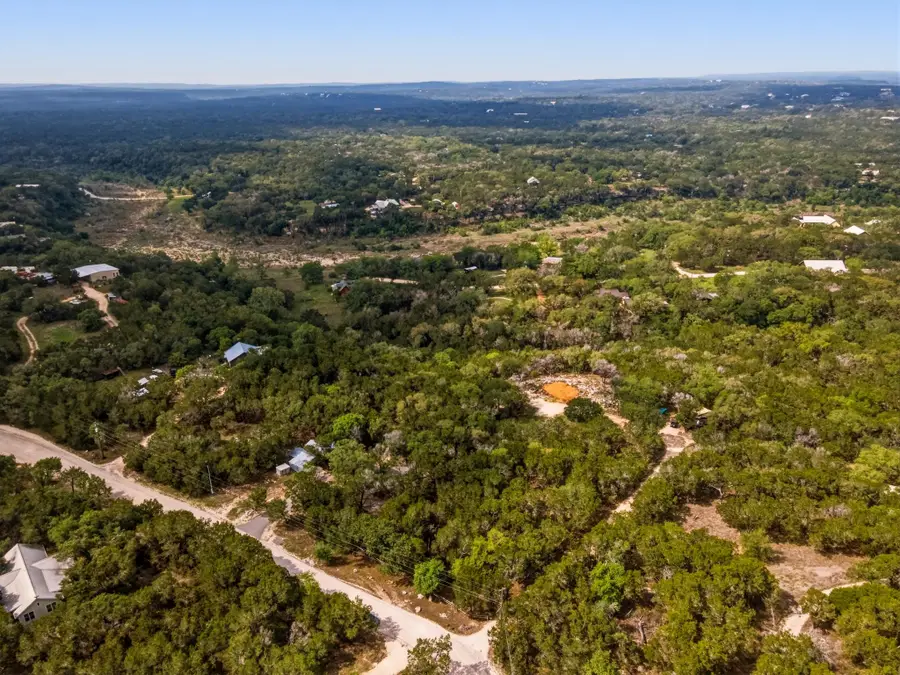 410 Cedar Bend Rd, Wimberley, TX 78676 - #2