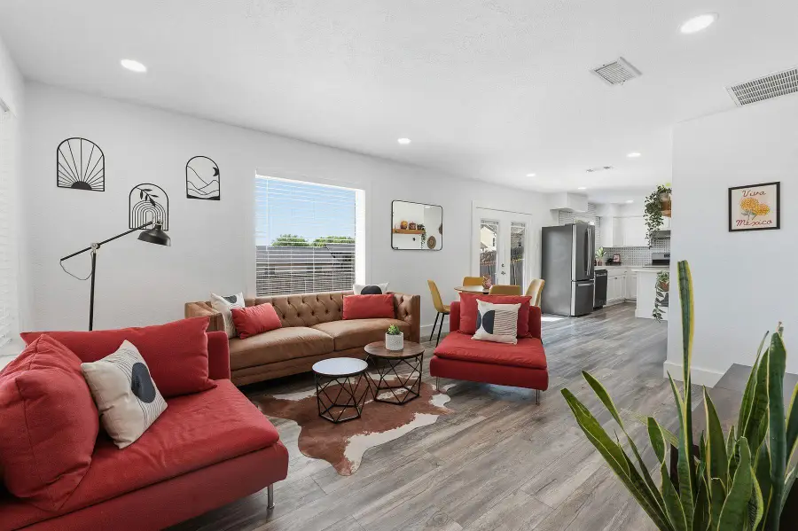 5800 Pinon Vista Dr, Austin, TX 78724 - #3