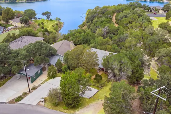 713 Cindy Dr, Canyon Lake, TX 78133