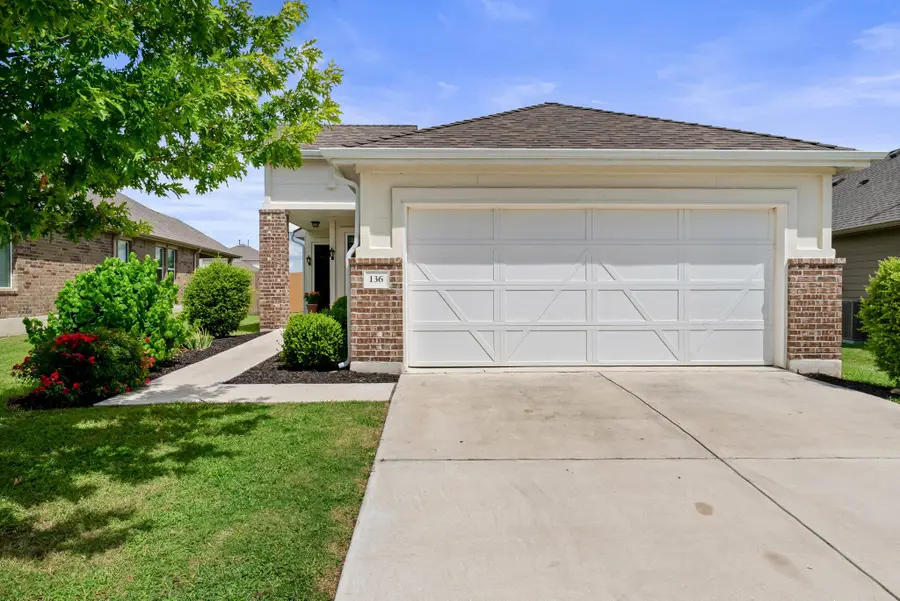 136 Gidran Trl, Georgetown, TX 78626 - Image #2