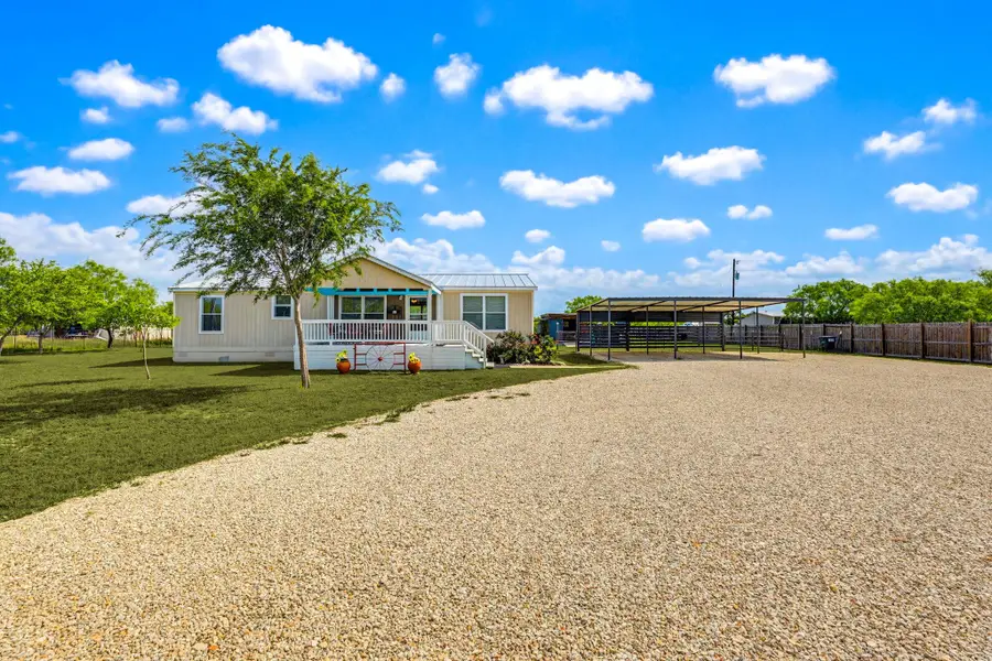 269 Callihan Rd, Lockhart, TX 78644 - #2