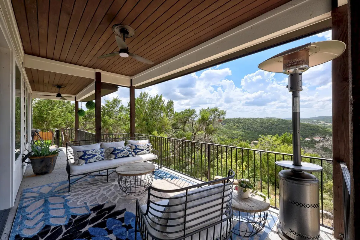 9008 Hobby Ln, Jonestown, TX 78645 - #1