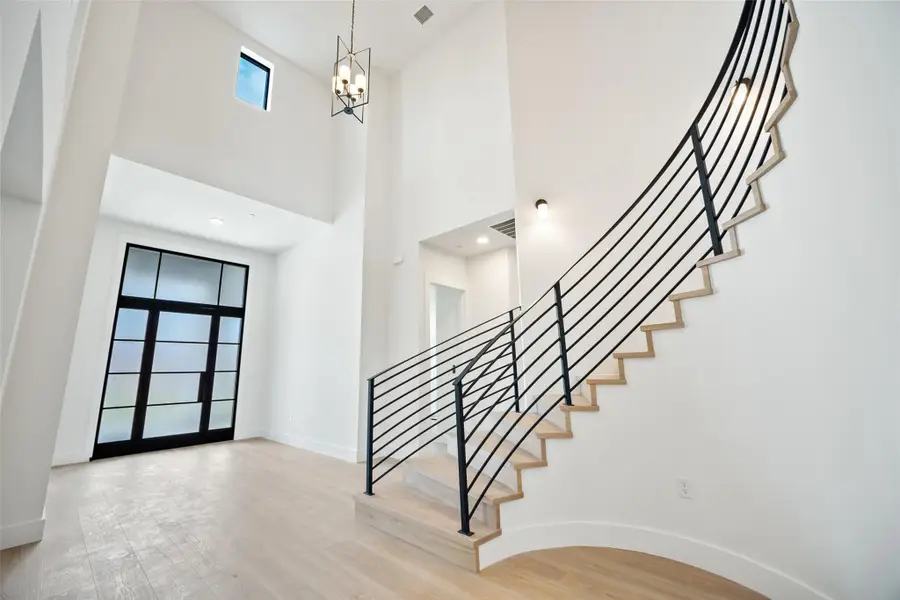 10105 Cressida Bend, Austin, TX 78730 - Image #2