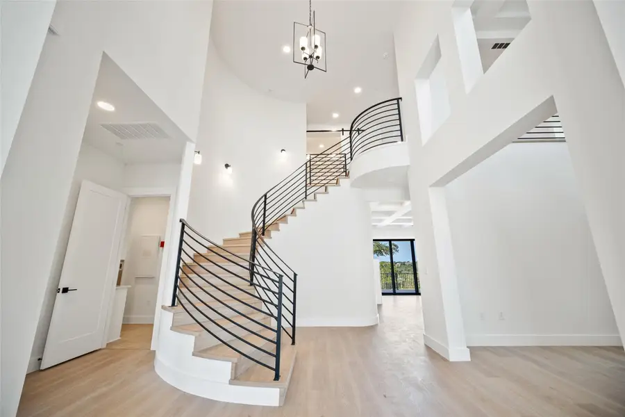 10105 Cressida Bend, Austin, TX 78730 - Image #3