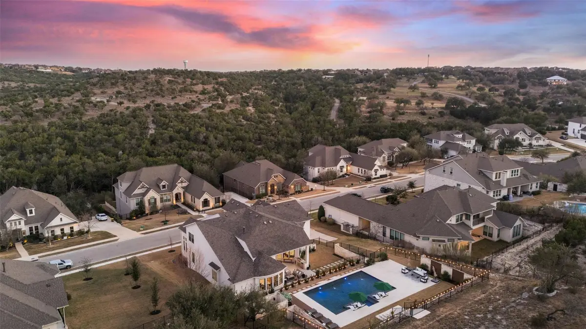 302 Lodestone Ln, Austin, TX 78738 - #1