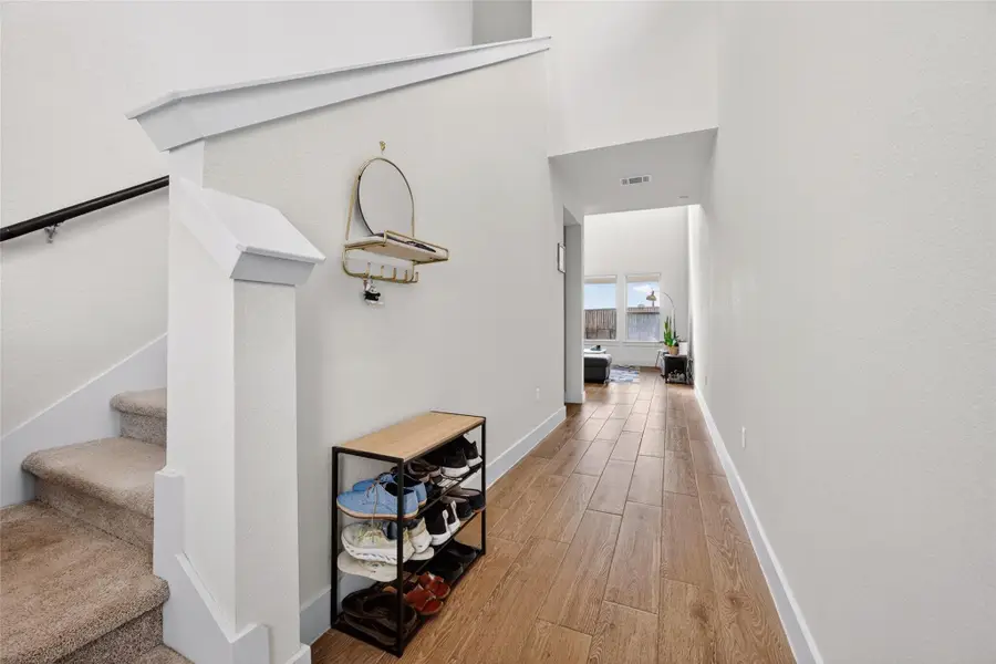 6205 Dumfries Ln, Austin, TX 78744 - #3