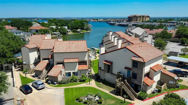 509 Short Circuit #203, Horseshoe Bay, TX 78657