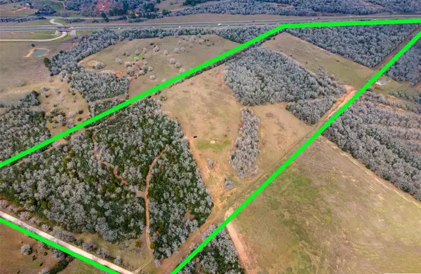 000 County Road 278 Rd, Luling, TX 78648