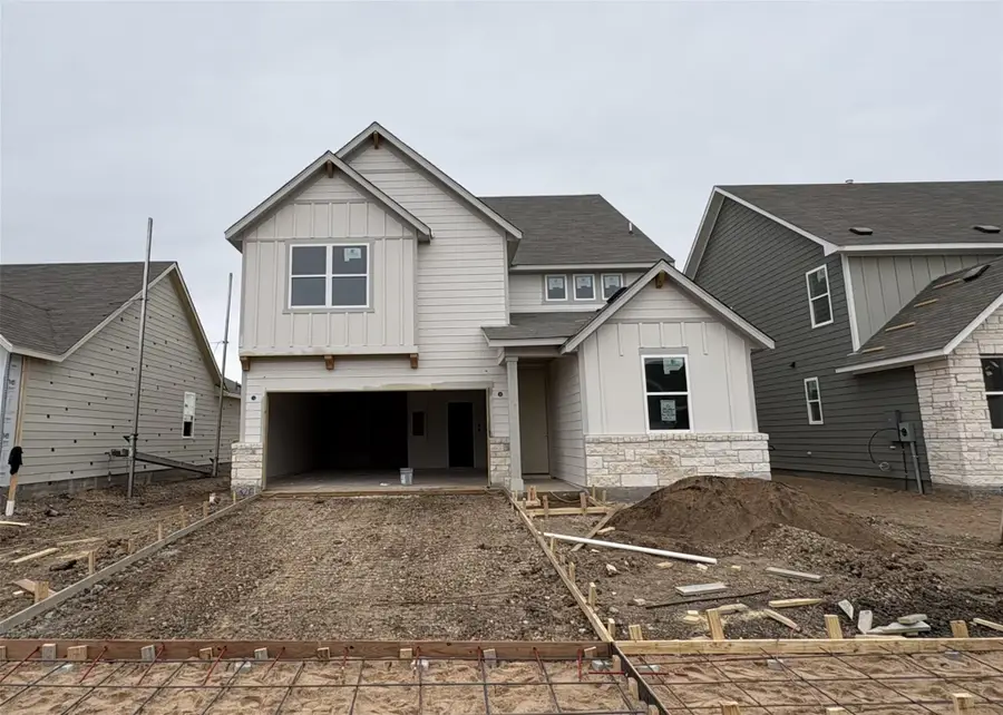 320 Willow Heights Dr, Hutto, TX 78634 - Image #2