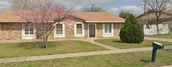 2201 Peebles Dr, Killeen, TX 76543