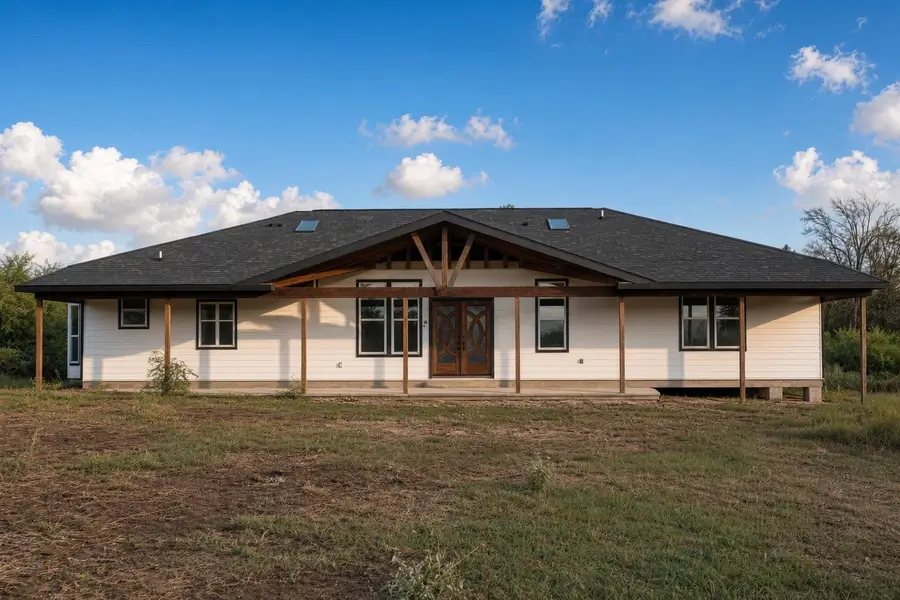 64 Cannon Creek Dr, Gonzales, TX 78629 - #3