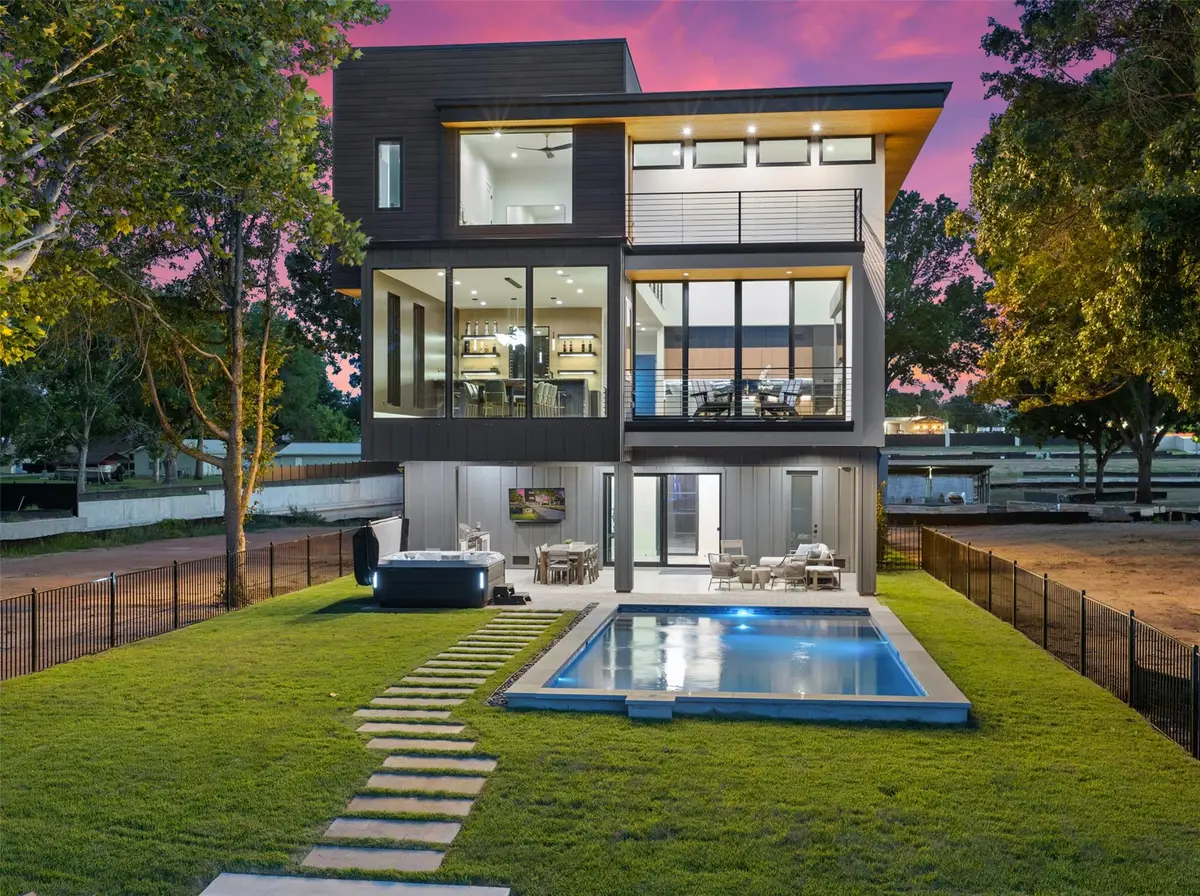 613 Lake St, Kingsland, TX 78639 - #1