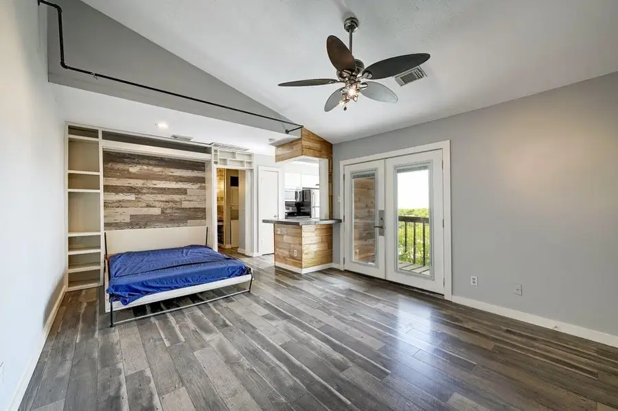 6903 Deatonhill Dr #16, Austin, TX 78745 - Image #2