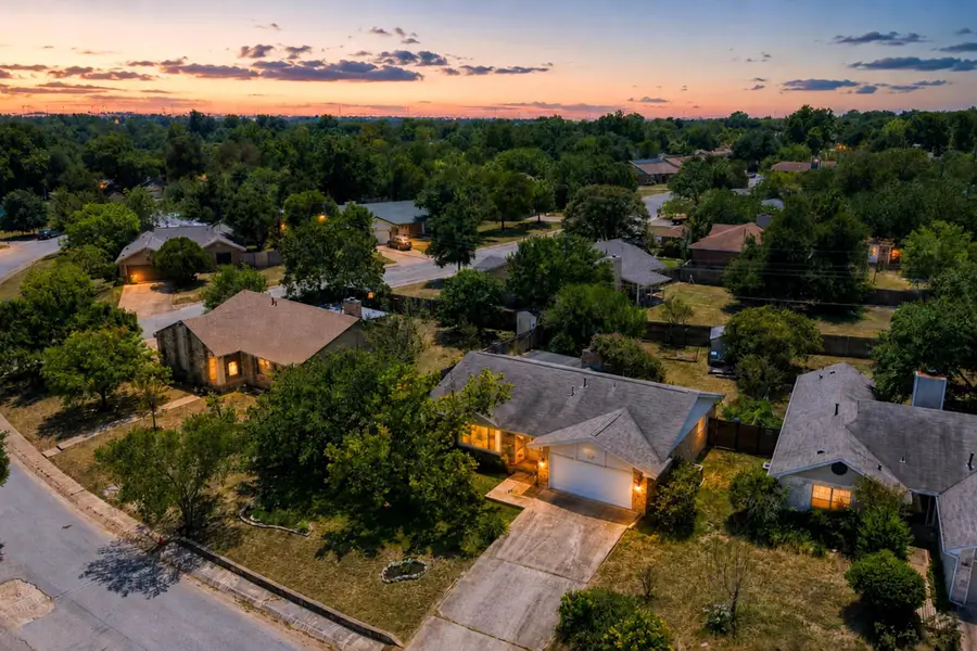 1407 Gatlinburg Dr, Pflugerville, TX 78660 - #2