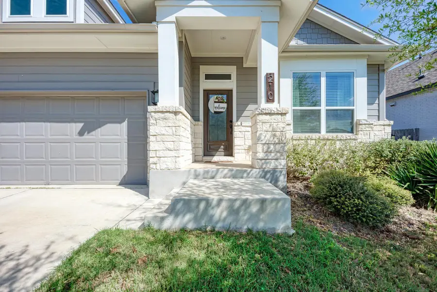 210 Mangold Dr, Hutto, TX 78634 - #3