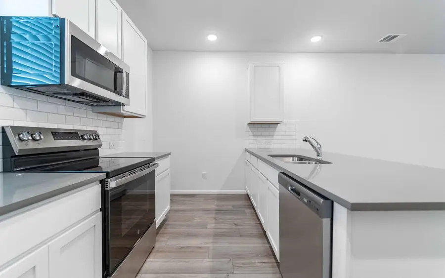 500 Municipal Dr #402, Leander, TX 78641 - #3