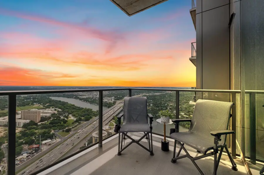 44 East Ave #4305, Austin, TX 78701 - Image #2