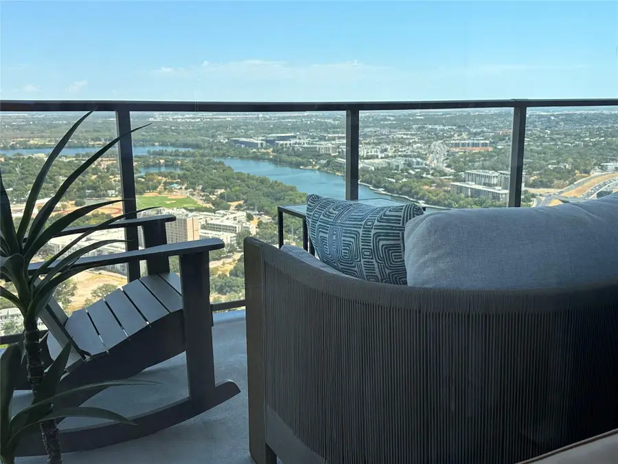 44 East Ave #4305, Austin, TX 78701 - Image #3