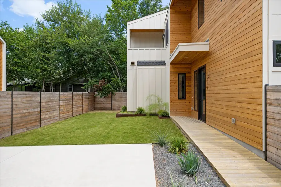 1215 Fort Branch Blvd #2, Austin, TX 78721 - #3