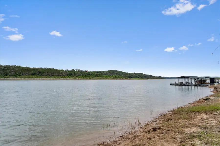 117 Lake View Dr, Spicewood, TX 78669 - #2