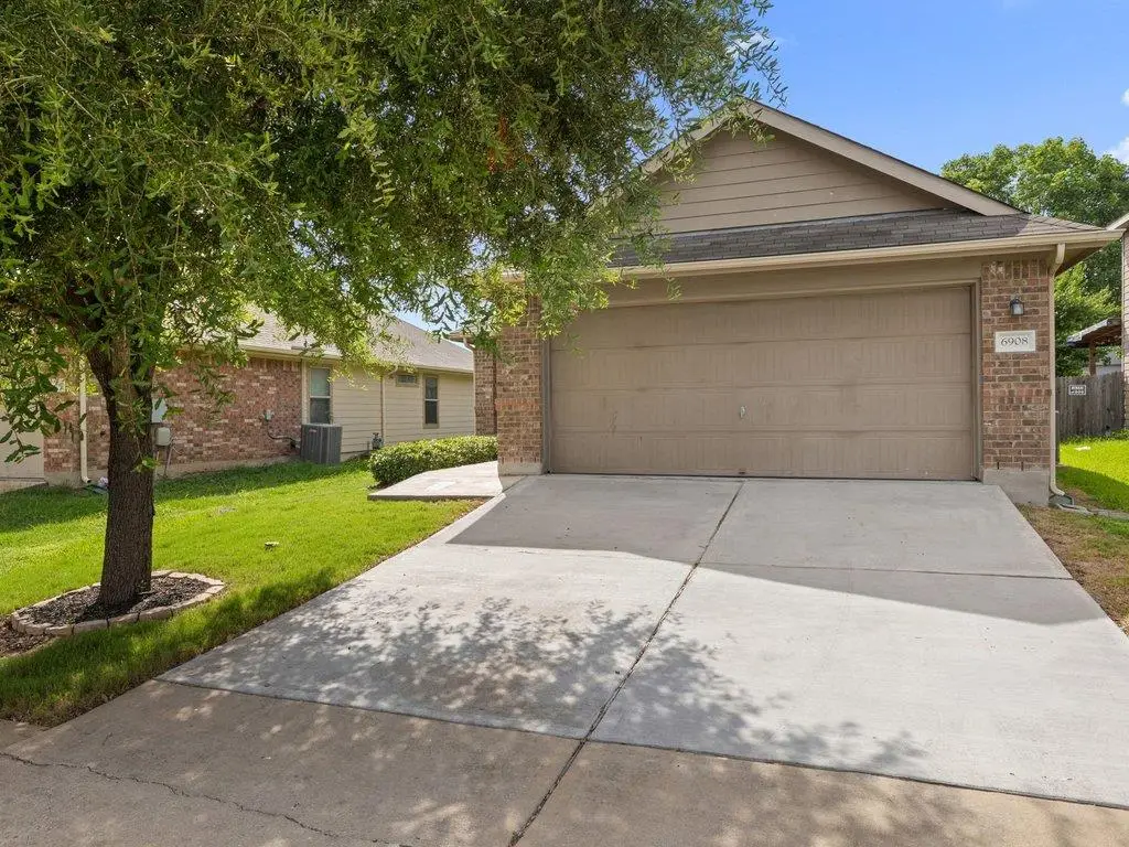 6908 Ferrystone Pass, Del Valle, TX 78617 - #1