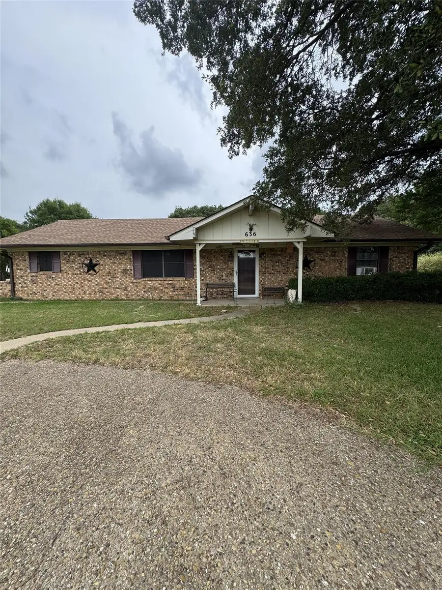 636 E Kempner St, Mabank, TX 75147 - #3