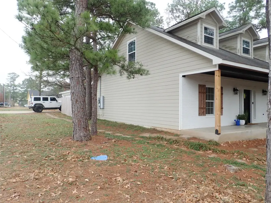 157 Tahitian Dr, Bastrop, TX 78602 - Image #2