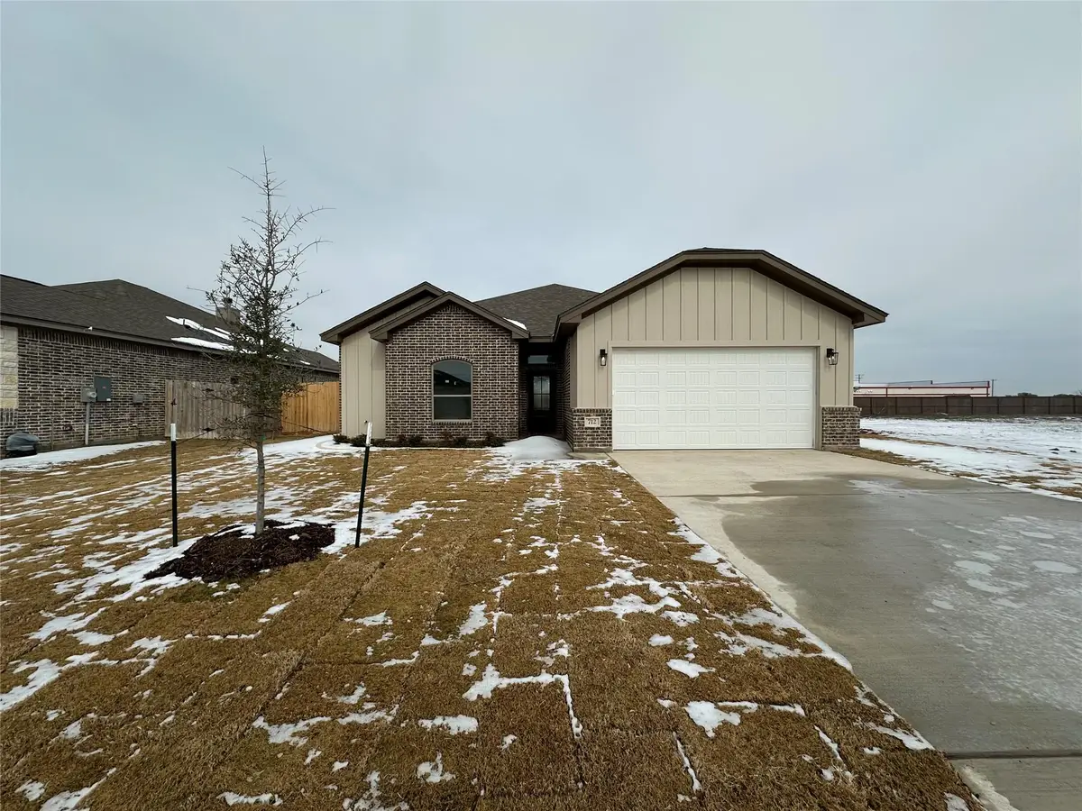 712 Eagle Crest Dr, Salado, TX 76571 - Image #1