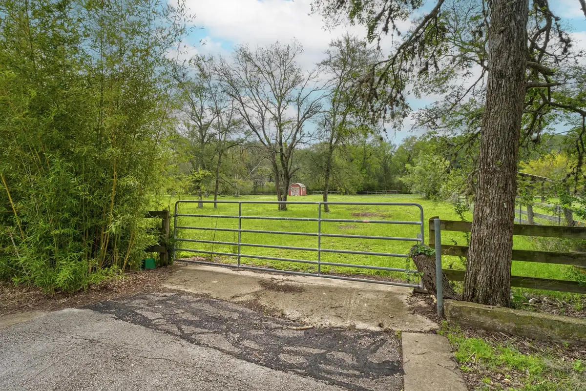 7 Pillow Rd, Sunset Valley, TX 78745 - #1