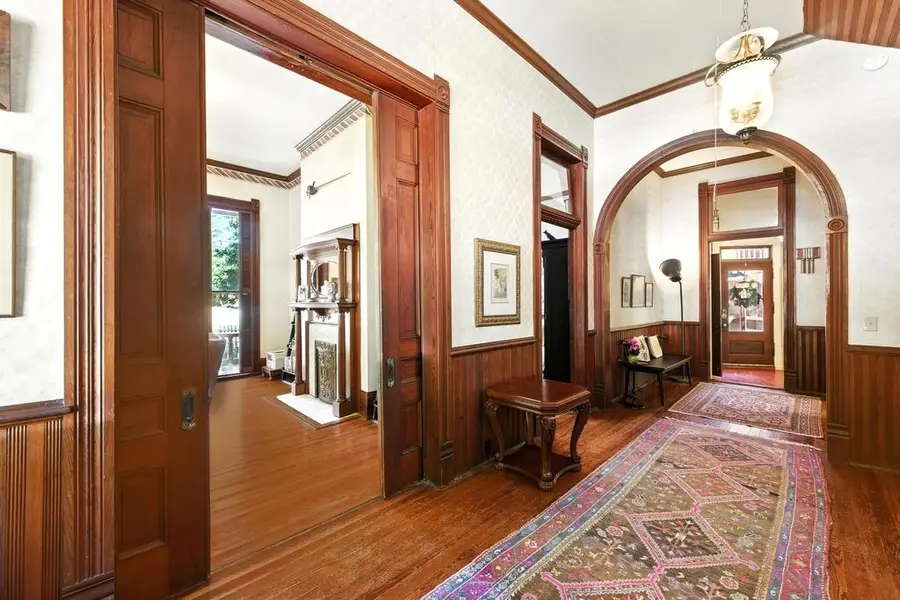 624 Saint Louis St, Gonzales, TX 78629 - #3