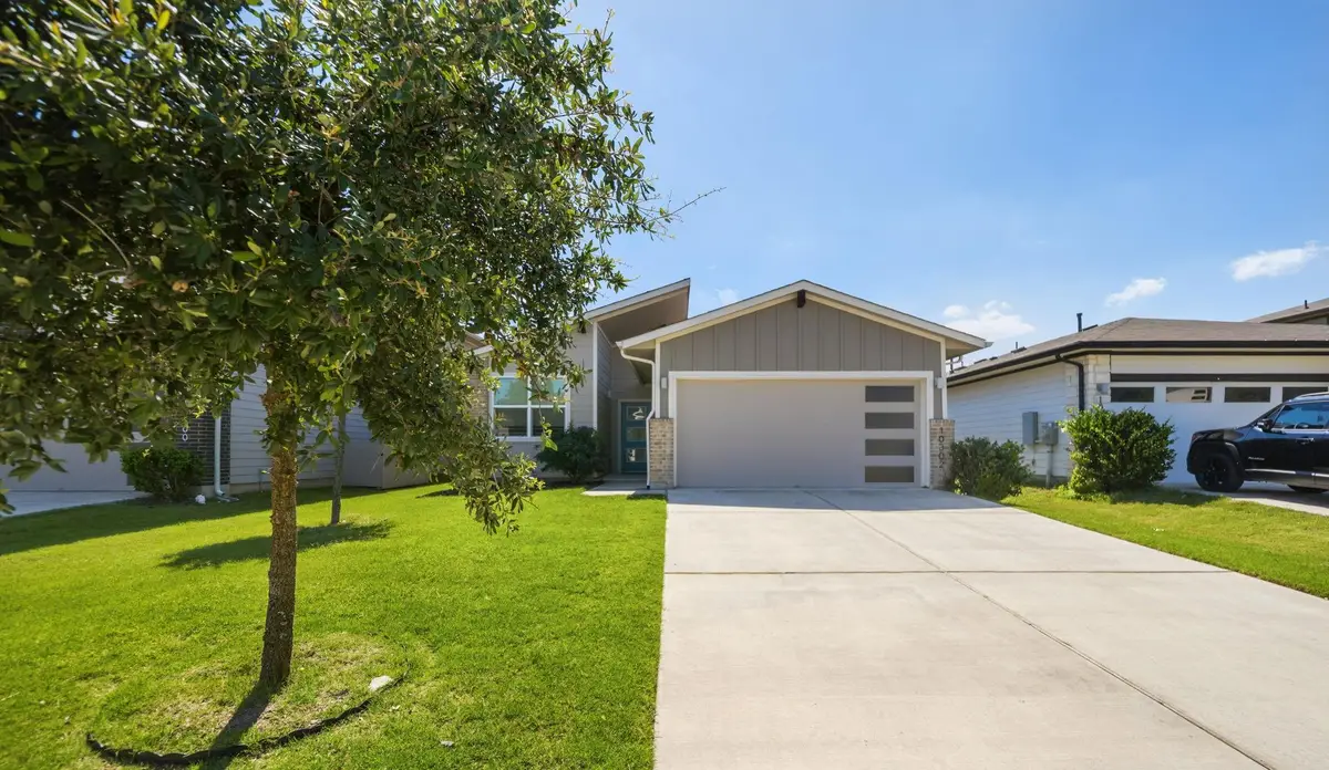 10302 Criswell Rd, Austin, TX 78754 - #1