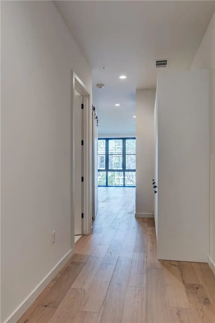 800 Embassy Dr #117, Austin, TX 78702 - Image #3