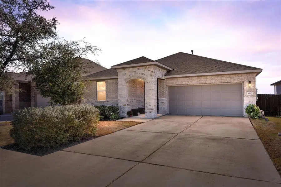 4516 Wilder Farm Ln, Georgetown, TX 78628 - Image #2