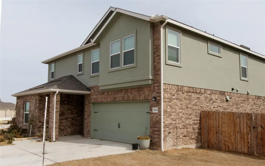 1404 E Aquilla Dr, Leander, TX 78641 - #2