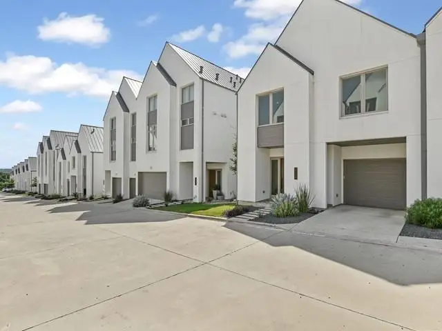 2506 Sutherland St, Austin, TX 78746 - #1