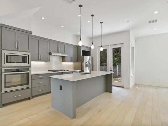 2506 Sutherland St, Austin, TX 78746 - #2