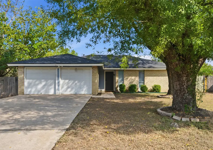 1601 Sagebrush Dr, Round Rock, TX 78681 - Image #2