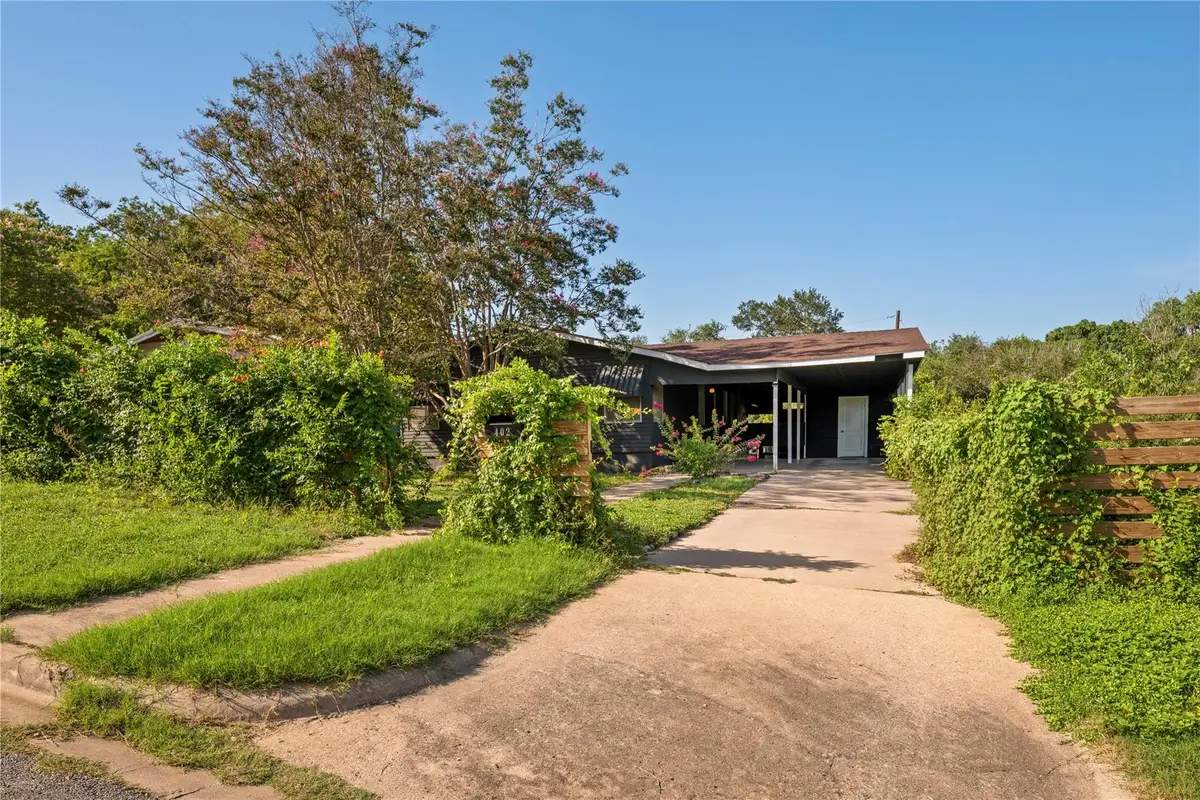 402 Philco Dr, Austin, TX 78745 - #1