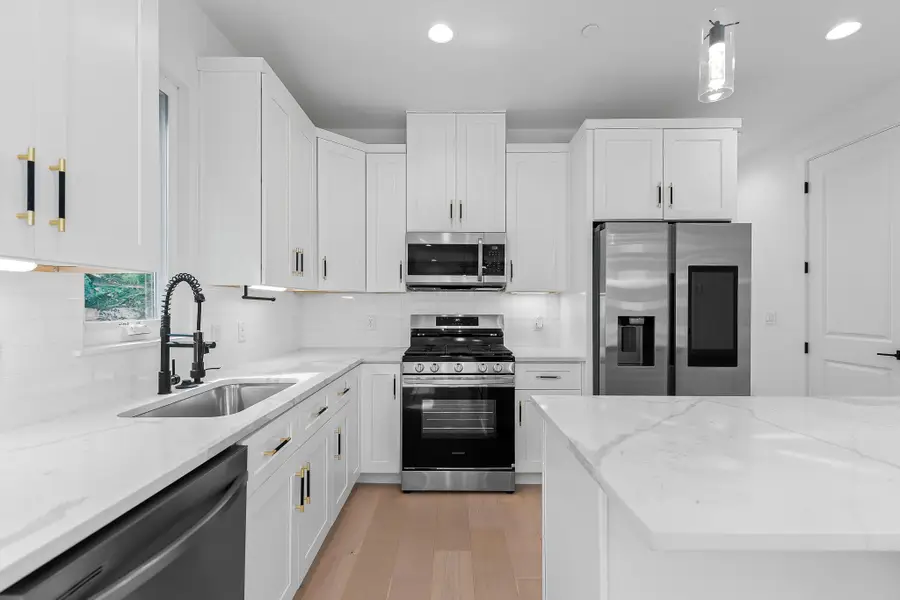 5305 Ledesma Rd #4, Austin, TX 78721 - #3