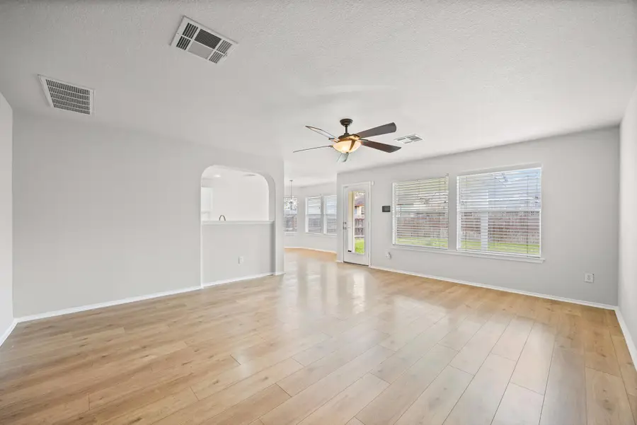 15113 Parrish Ln, Austin, TX 78725 - Image #3