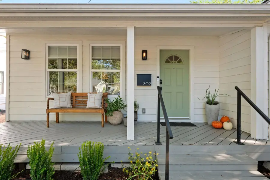 302 Genard St, Austin, TX 78751 - Image #2