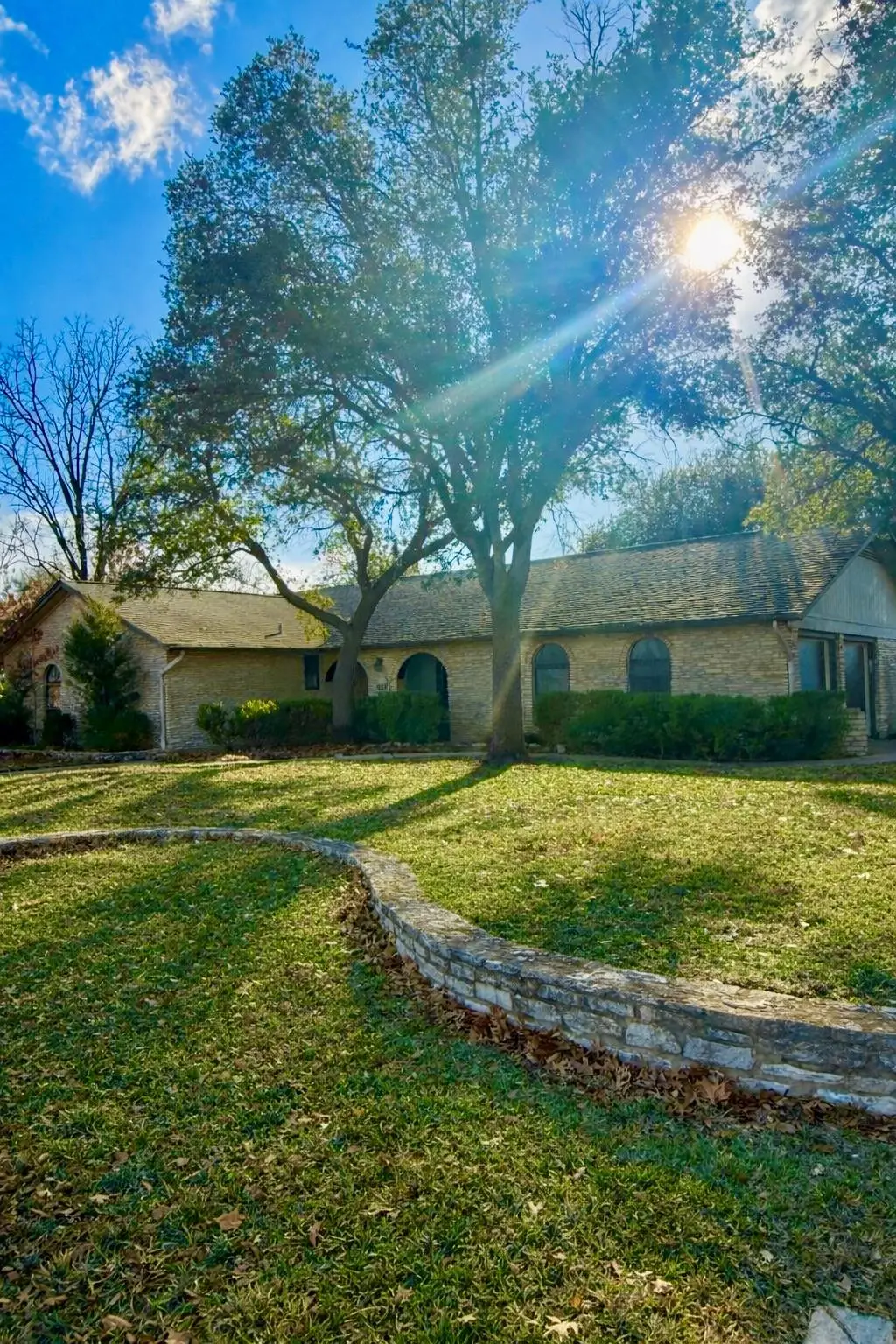 9507 Sherbrooke St, Austin, TX 78729 - #1
