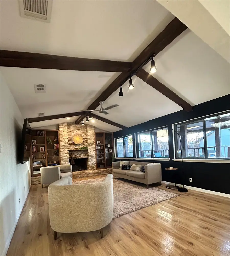 9507 Sherbrooke St, Austin, TX 78729 - #3