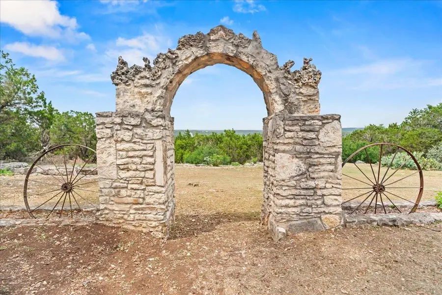 140 Summer Breeze, Wimberley, TX 78676 - Image #3