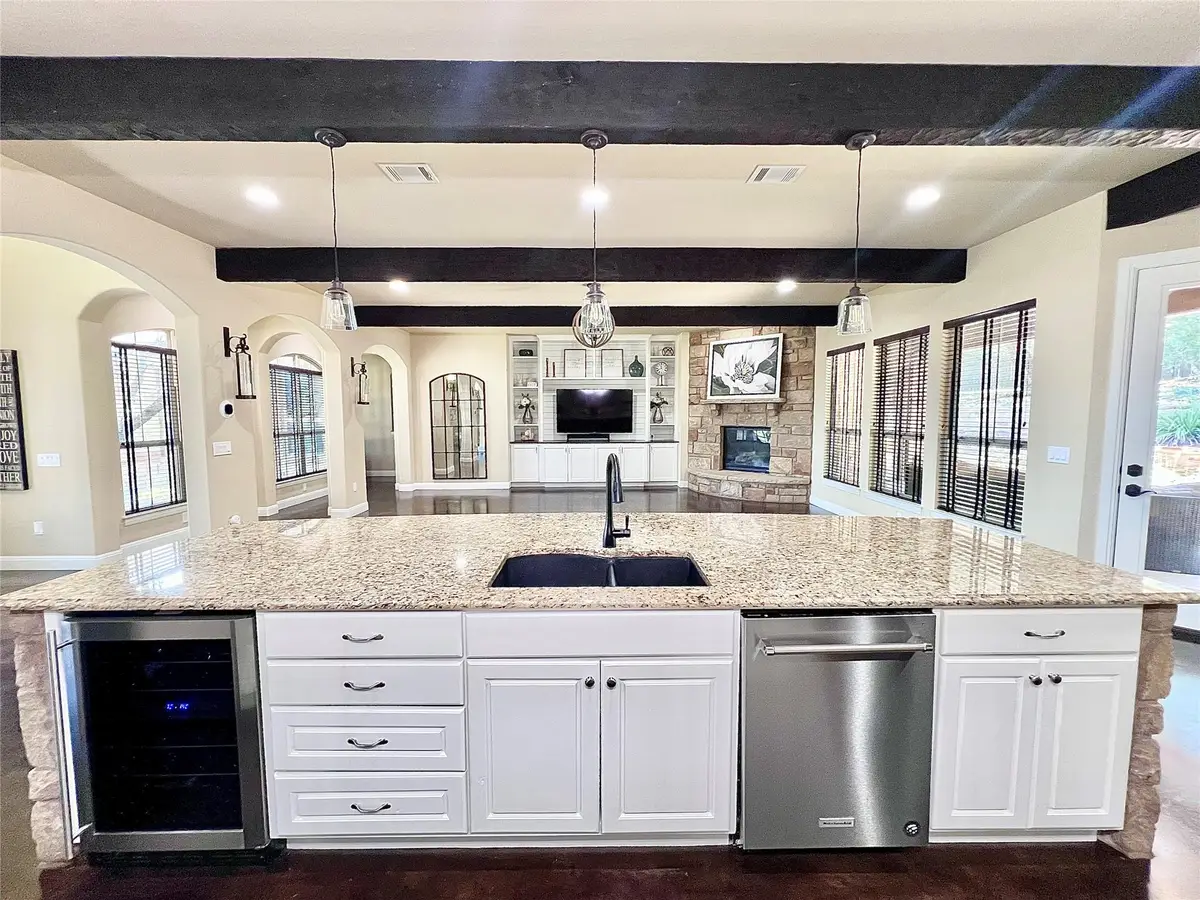 320 Ridge View Dr, Georgetown, TX 78628 - Image #1